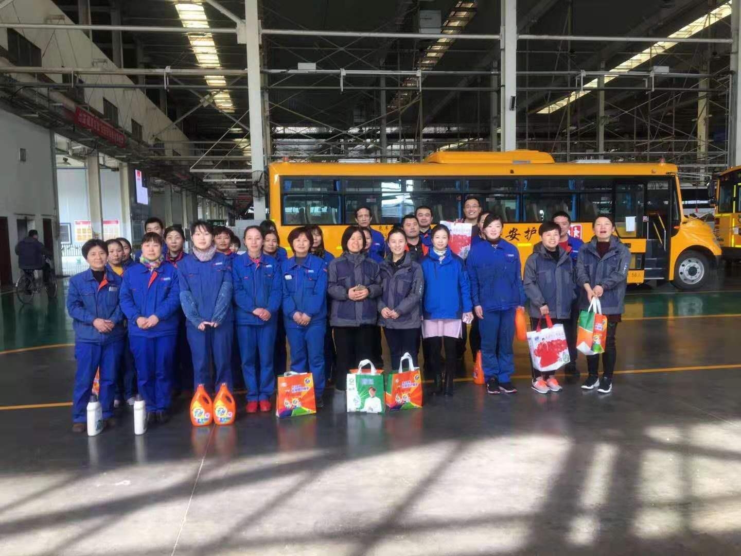 各車間開展趣味活動慶祝“三八”婦女節